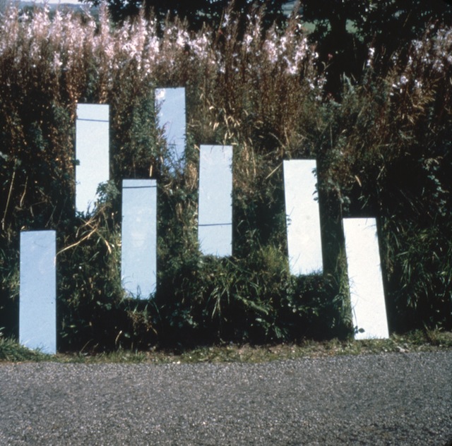 Mirror Displacement (Grassy Slope), England (1969) - Robert Smithson. image ©Estate of Robert Smithson